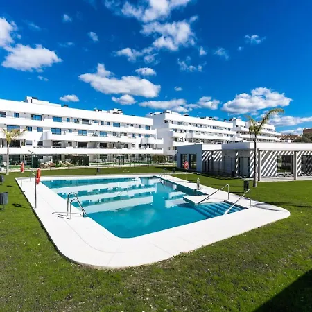 Ultimate - Aranya - Stylish 2br With Pool View Apartamento