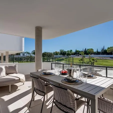 Apartment Ultimate - Aranya - Stylish 2br With Pool View Estepona