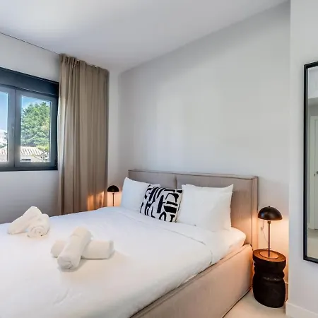 Aranya - Stylish 2br Apt. With Pool View Estepona