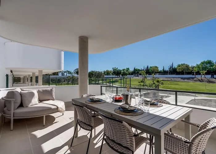 Apartment Ultimate - Aranya - Stylish 2br With Pool View Estepona